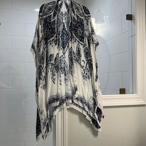 EUC Women’s O Sz Kimono Wrap